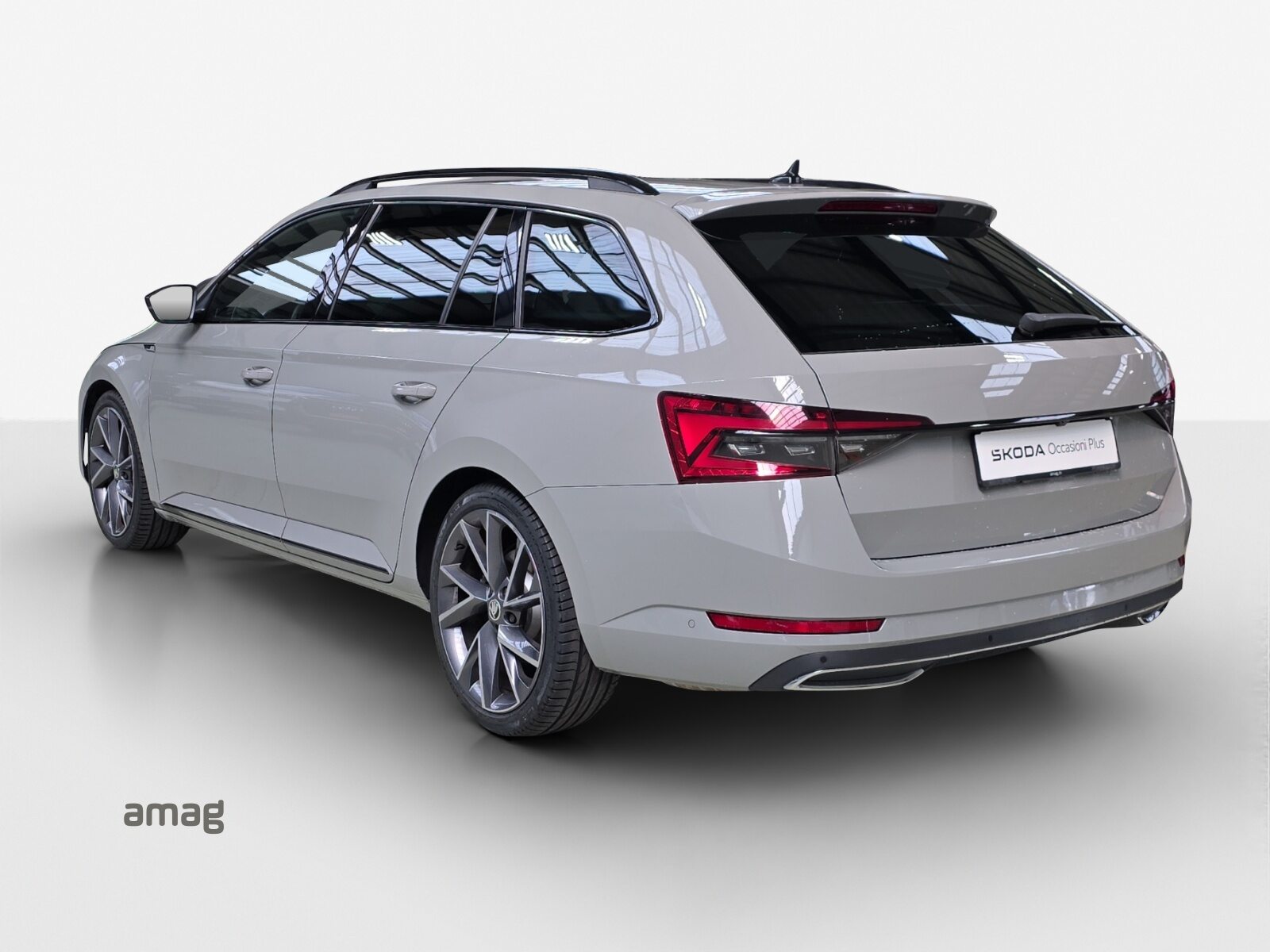 SKODA SUPERB Sportline "Light", Diesel, Second hand / Used, Automatic - 3