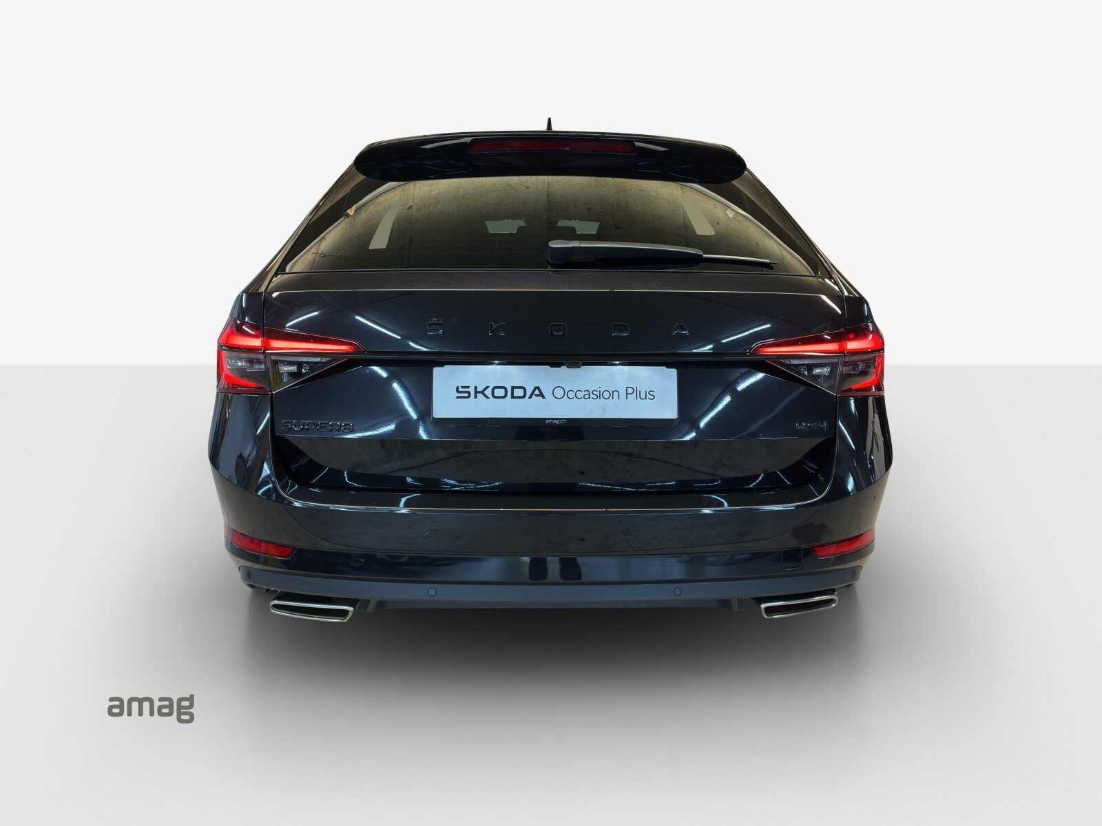 SKODA SUPERB Sportline "Light", Petrol, Second hand / Used, Automatic - 4