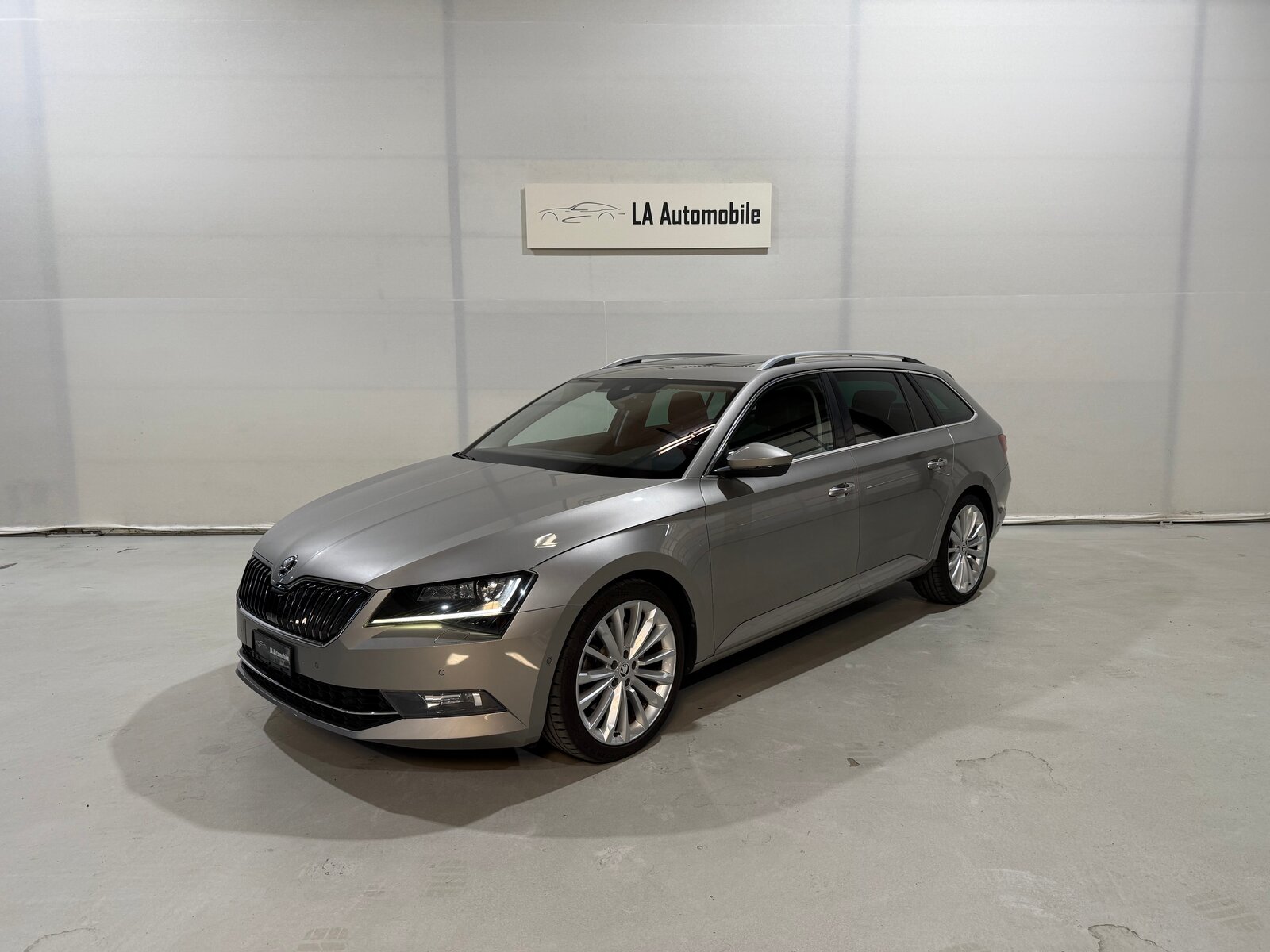 SKODA Superb Combi 2.0 TSI Style DSG 4x4