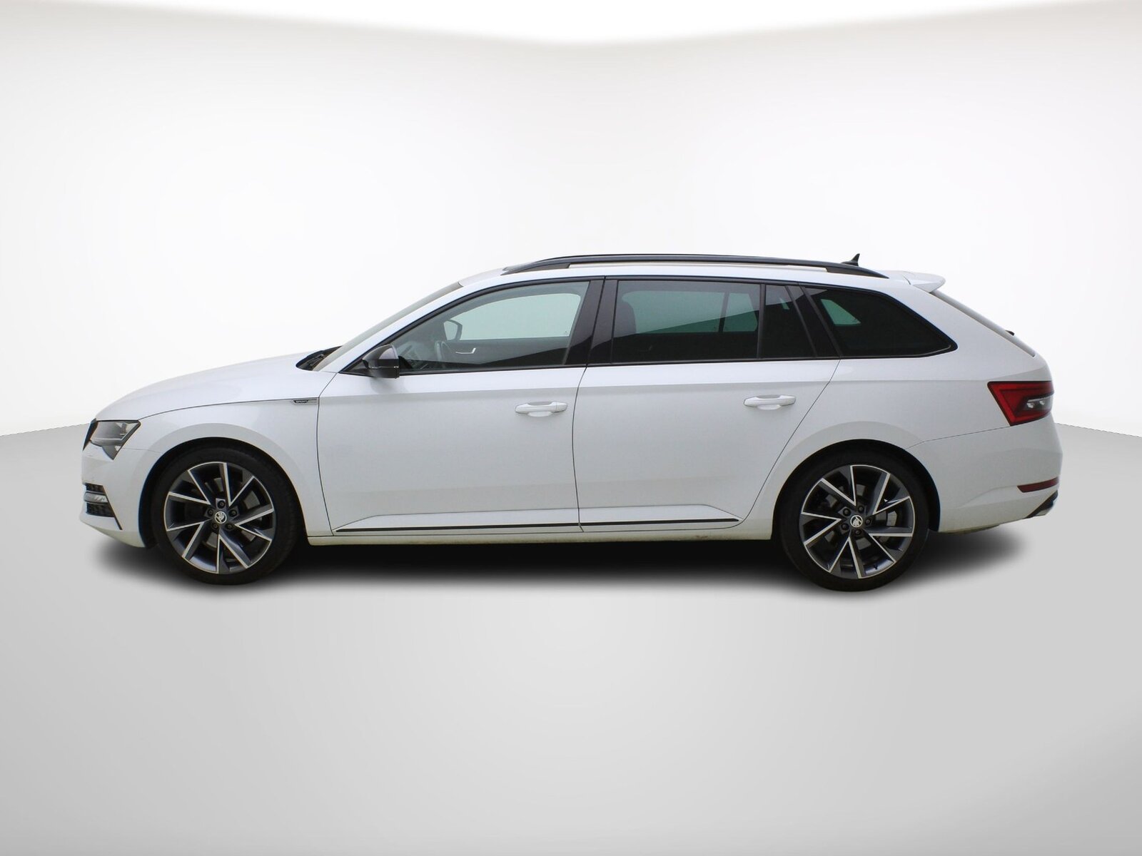 SKODA Superb Combi 2.0 TSI DSG Sport Line 4x4, Benzin, Occasion / Gebraucht, Automatik - 3