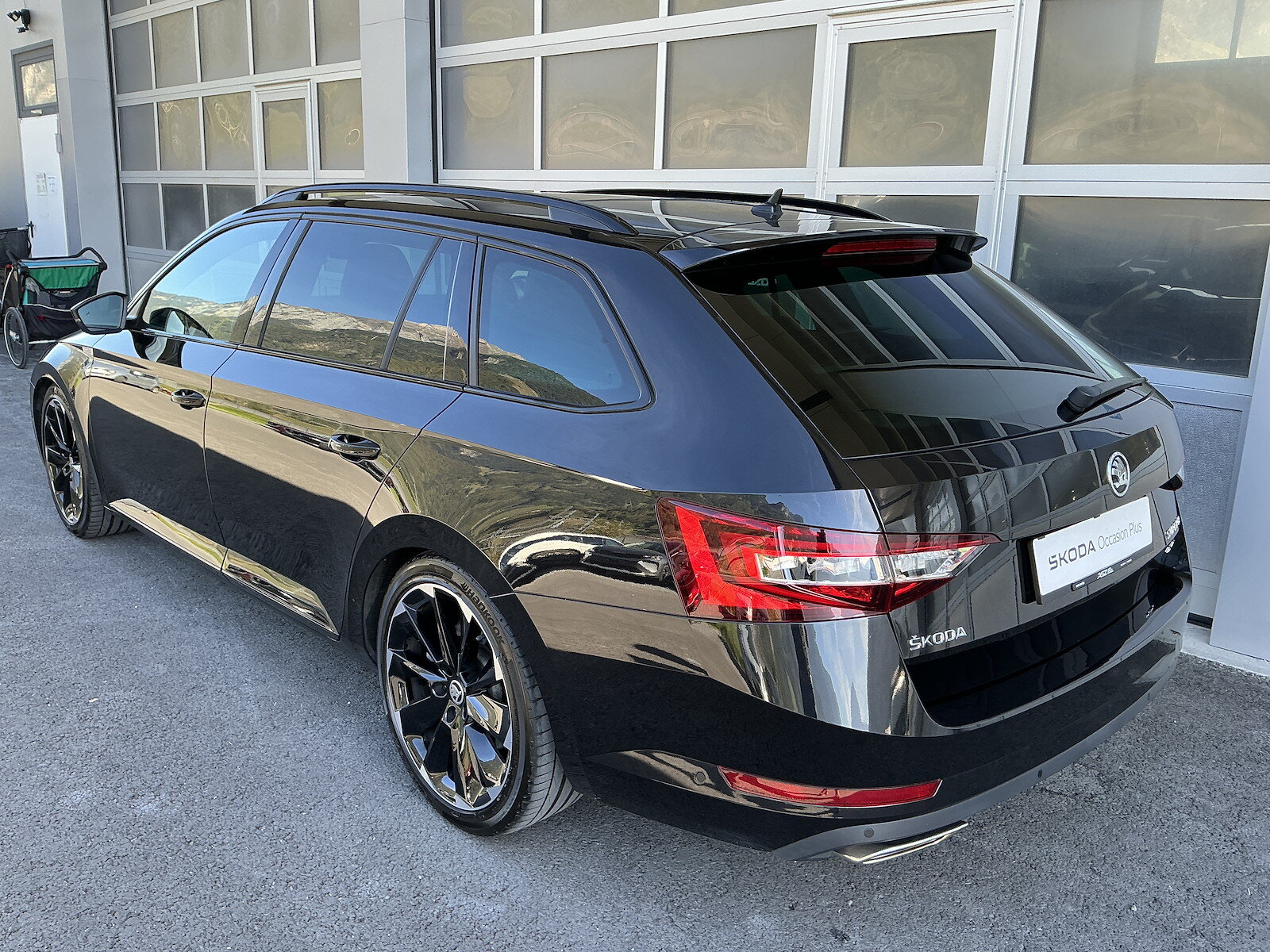 SKODA Superb Combi 2.0 TSI SportLine+ 4x4 DSG, Essence, Occasion / Utilisé, Automatique - 2