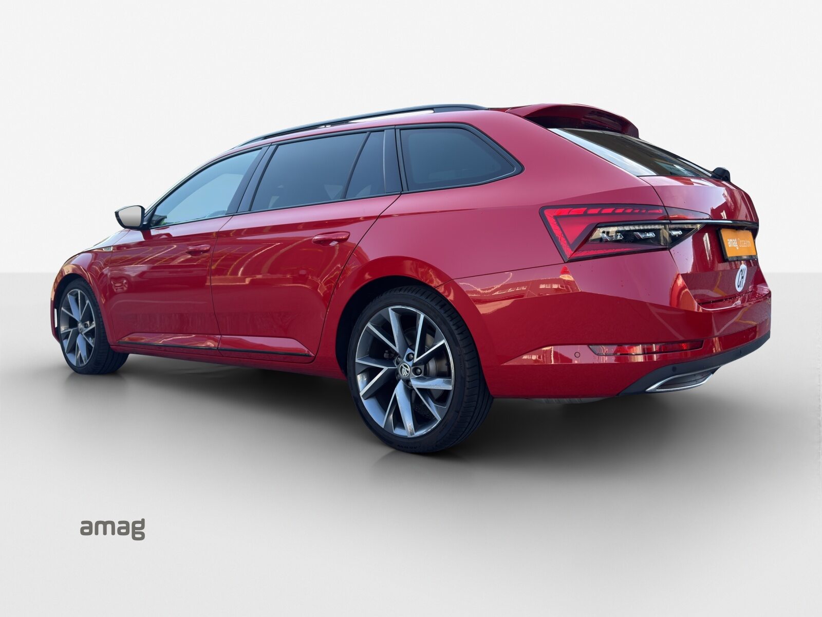 SKODA SUPERB Sportline "Light", Diesel, Second hand / Used, Automatic - 3