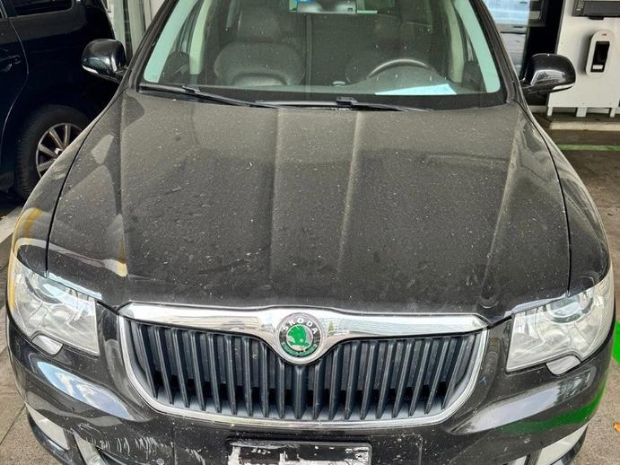 SKODA Superb Combi 2.0 TDi Laurin Klement 4x4 DSG, Diesel, Occasion / Gebraucht, Automatik