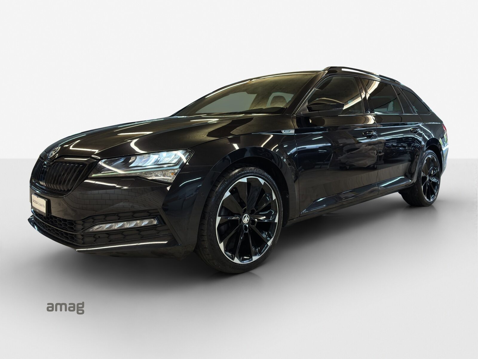 SKODA SUPERB Sportline "Light"