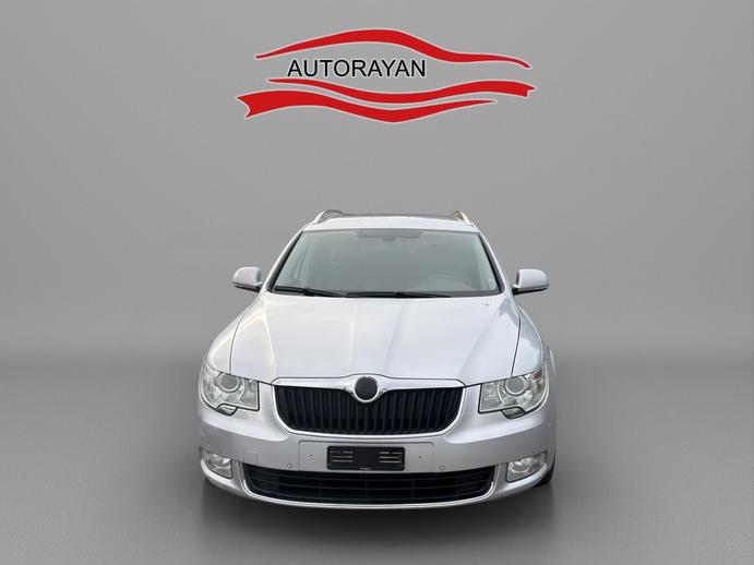 SKODA Superb Combi 2.0 TDi Elegance, Diesel, Occasion / Utilisé, Automatique