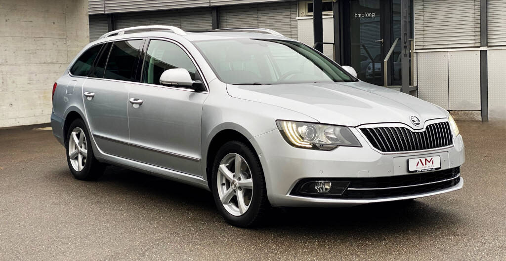 SKODA Superb Combi 2.0 TDI 170 Eleg. 4x4 DSG S/S, Diesel, Occasioni / Usate, Automatico - 3