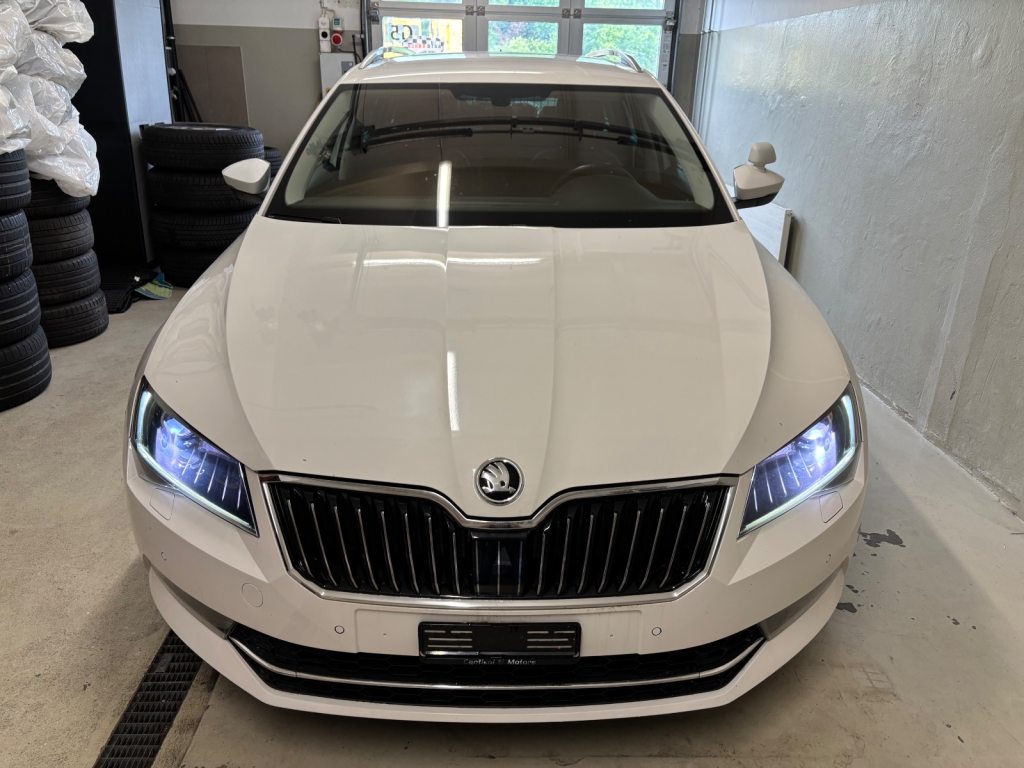 SKODA SUPERB 2.0 TSI 280 Style 4x4 DSG, Benzin, Occasion / Gebraucht, Automatik - 2