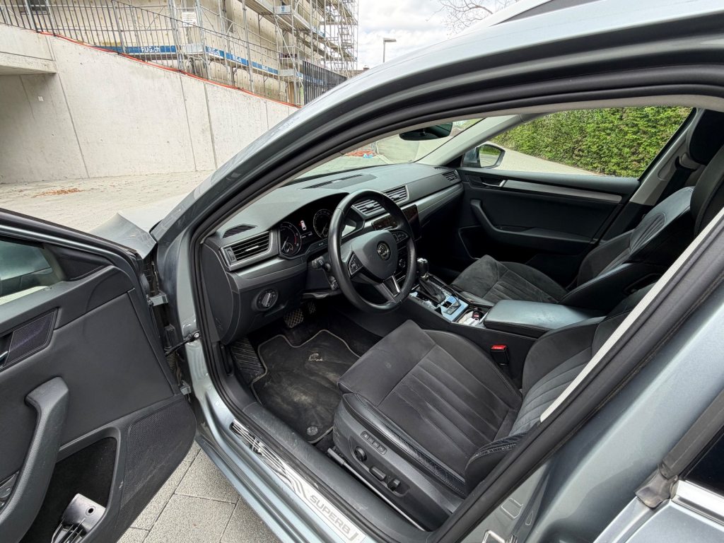 SKODA SUPERB 2.0 TDI 190 Style 4x4 DSG, Diesel, Occasion / Utilisé, Automatique - 7