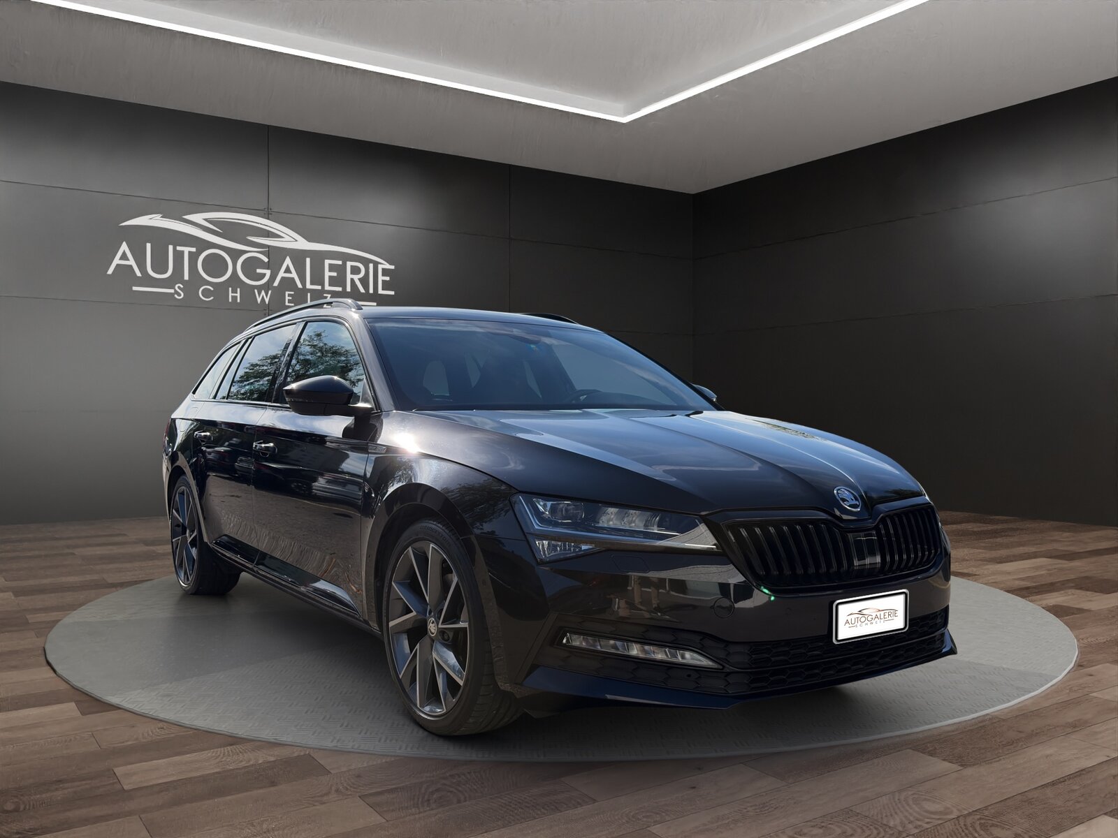 SKODA Superb Combi 2.0 TDi SportLine 4x4 DSG CH AHK, Diesel, Used, Automatic - 7