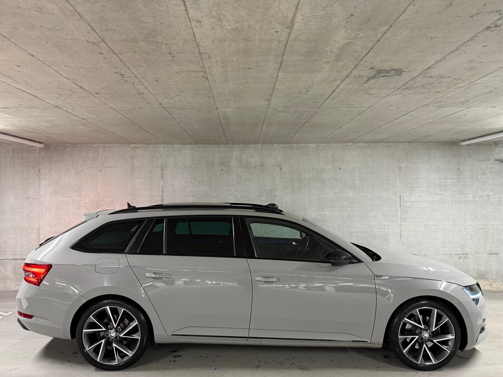 SKODA Superb Combi 2.0 TDI 190 SportLine 4x4 DSG, Diesel, Occasion, Automatik - 4