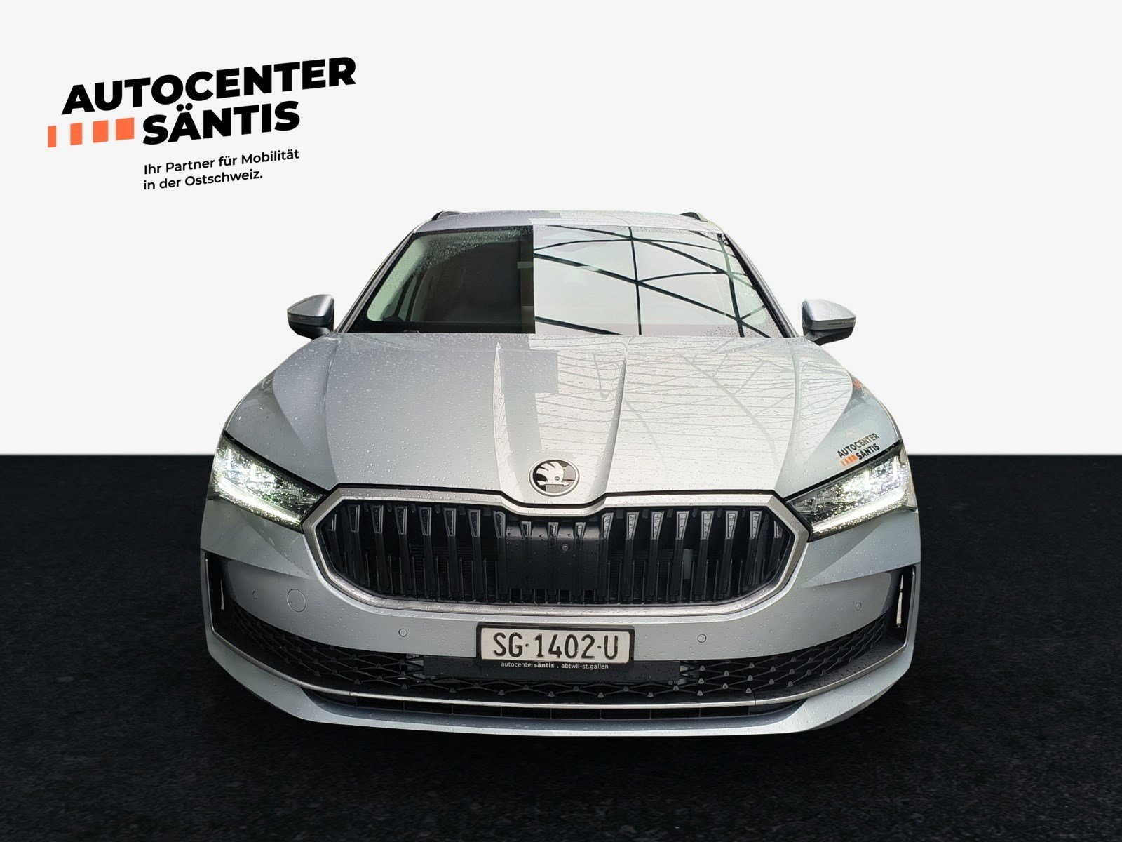 SKODA Superb Combi 2.0 TDi Selection 4x4 DSG, Diesel, Vorführwagen, Automatik - 2
