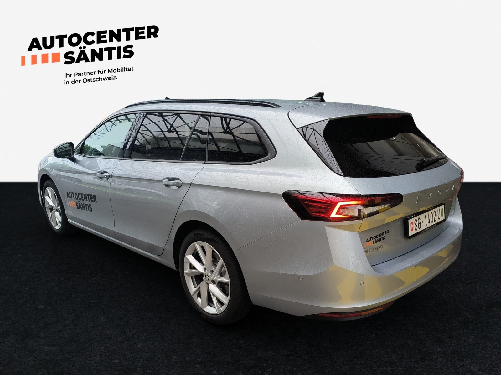 SKODA Superb Combi 2.0 TDi Selection 4x4 DSG, Diesel, Vorführwagen, Automatik - 4