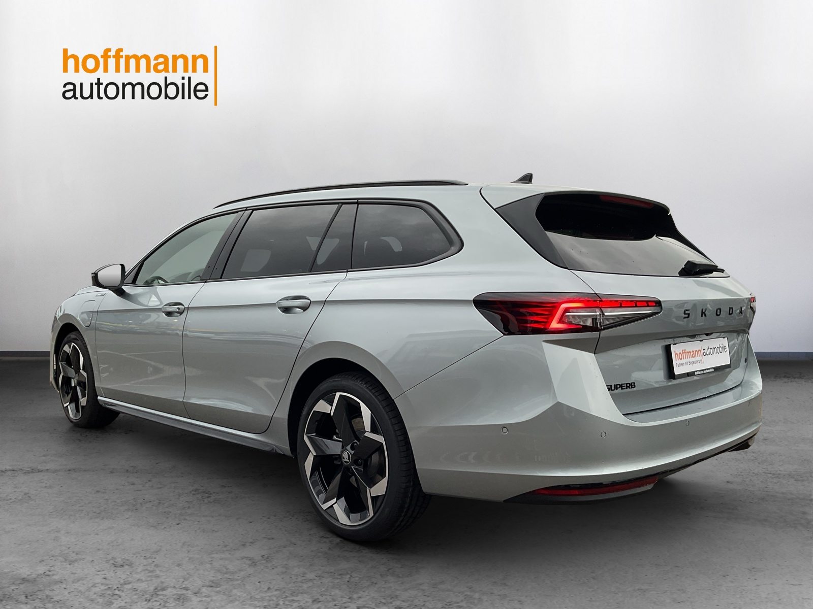 SKODA Superb iV Sportline, Hybride Intégral Essence/Électricité, Voiture de démonstration, Automatique - 6