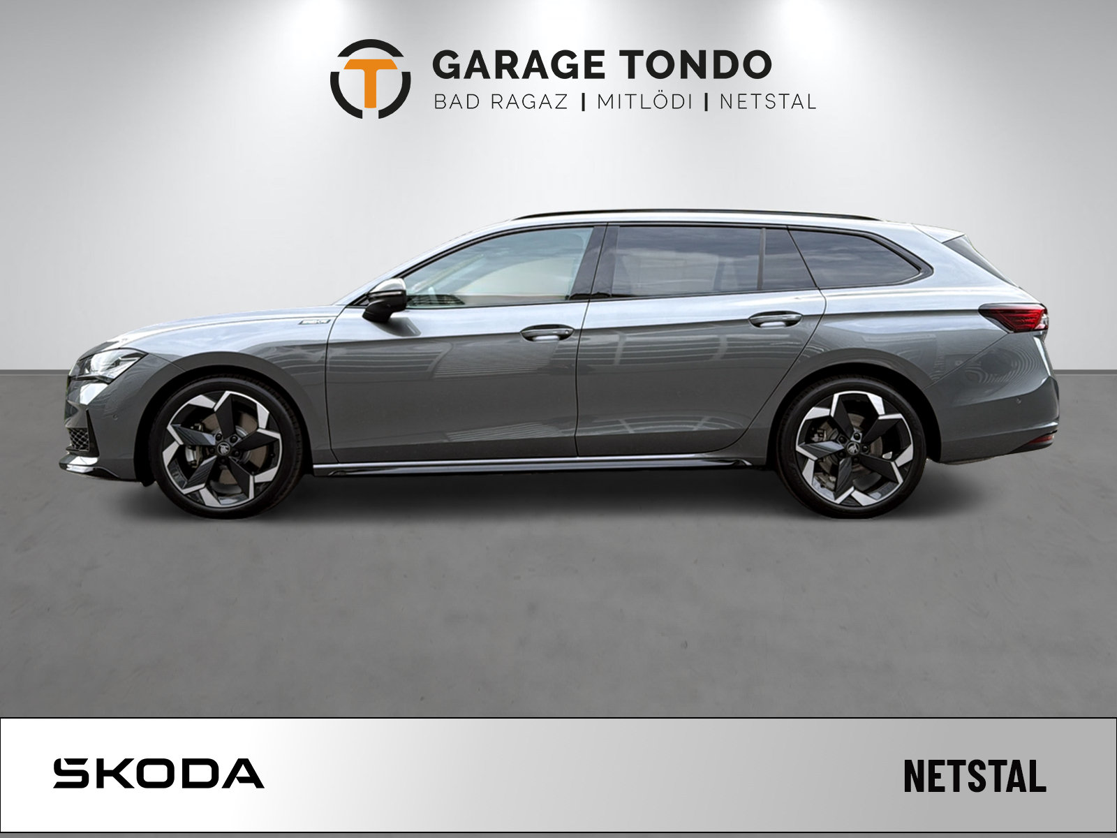 SKODA Superb Combi 2.0 TSI Sportline 4x4 DSG, Petrol, Ex-demonstrator, Automatic - 3