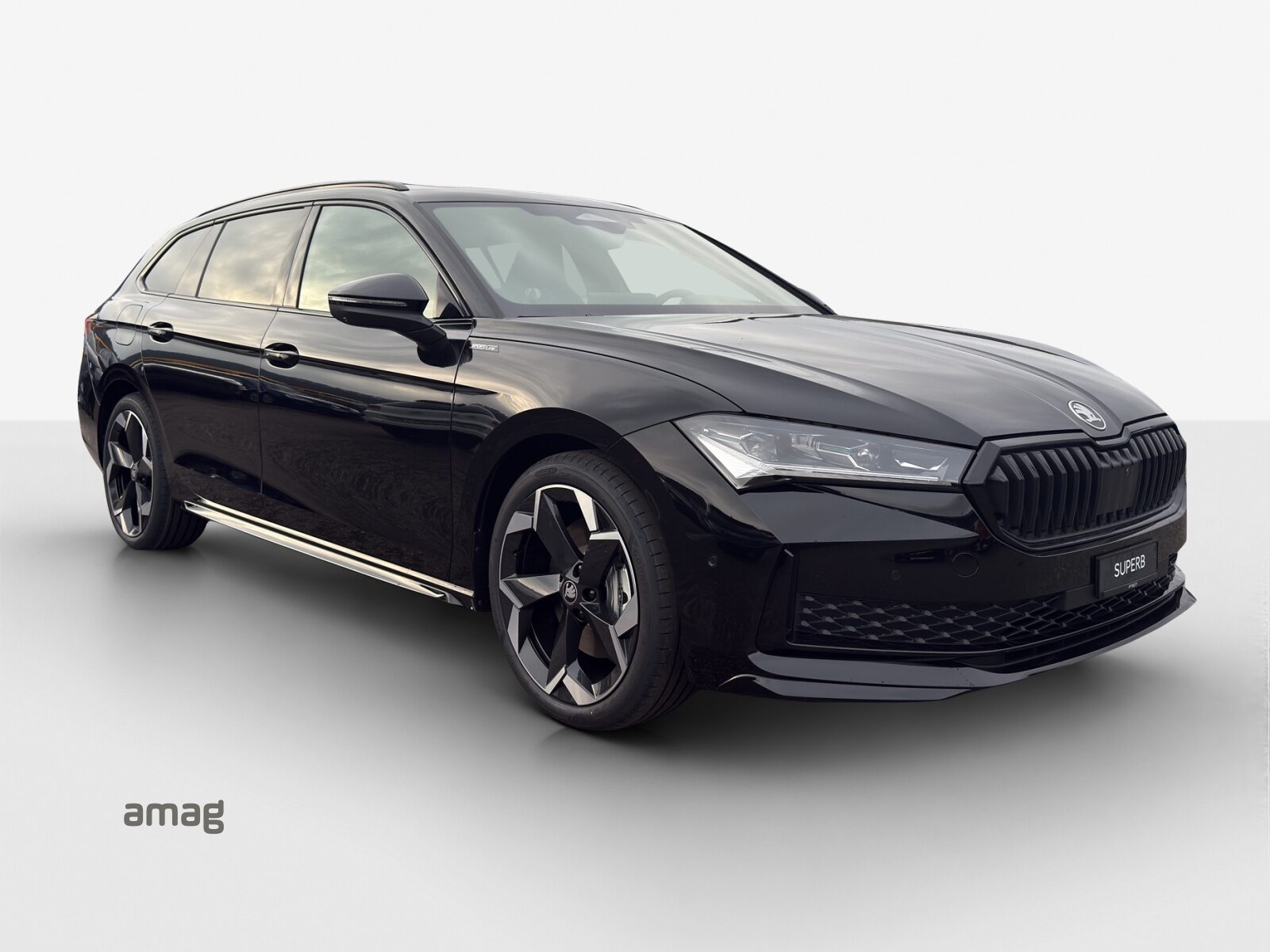 SKODA Superb Sportline, Petrol, Ex-demonstrator, Automatic - 6