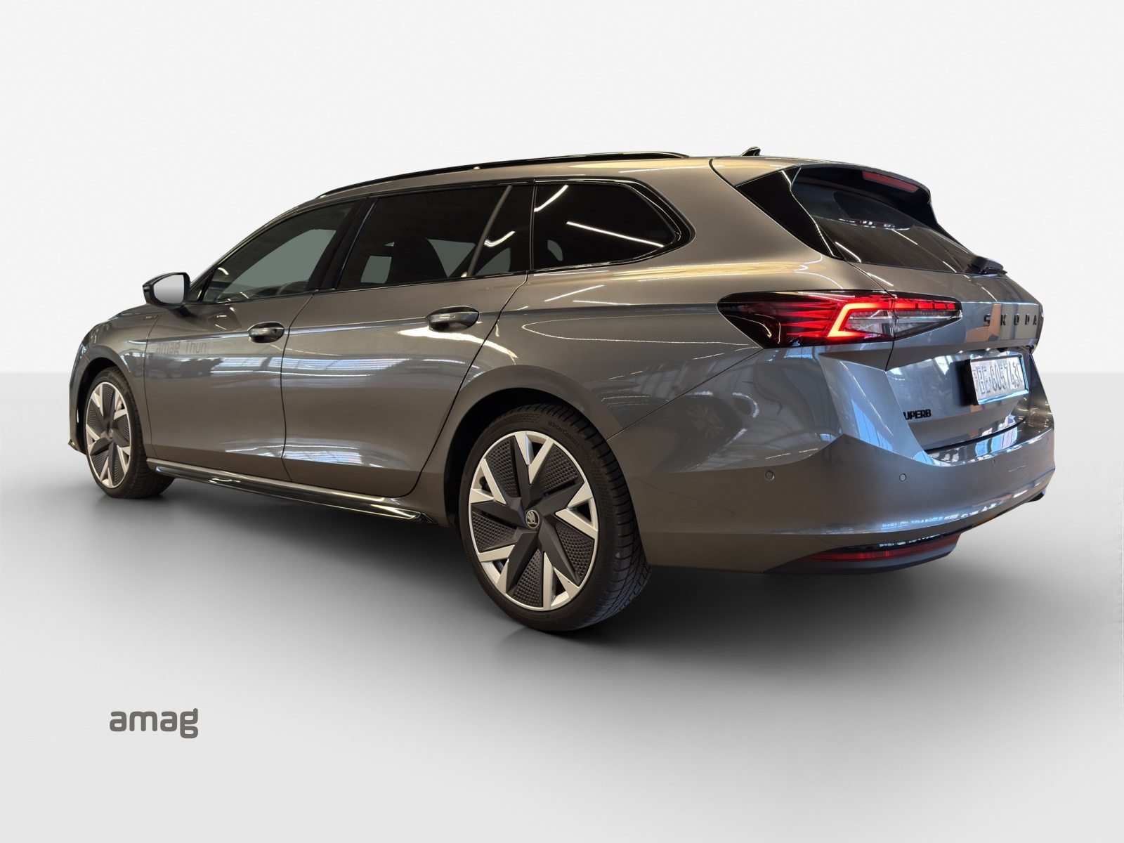 SKODA Superb Sportline, Essence, Voiture de démonstration, Automatique - 3