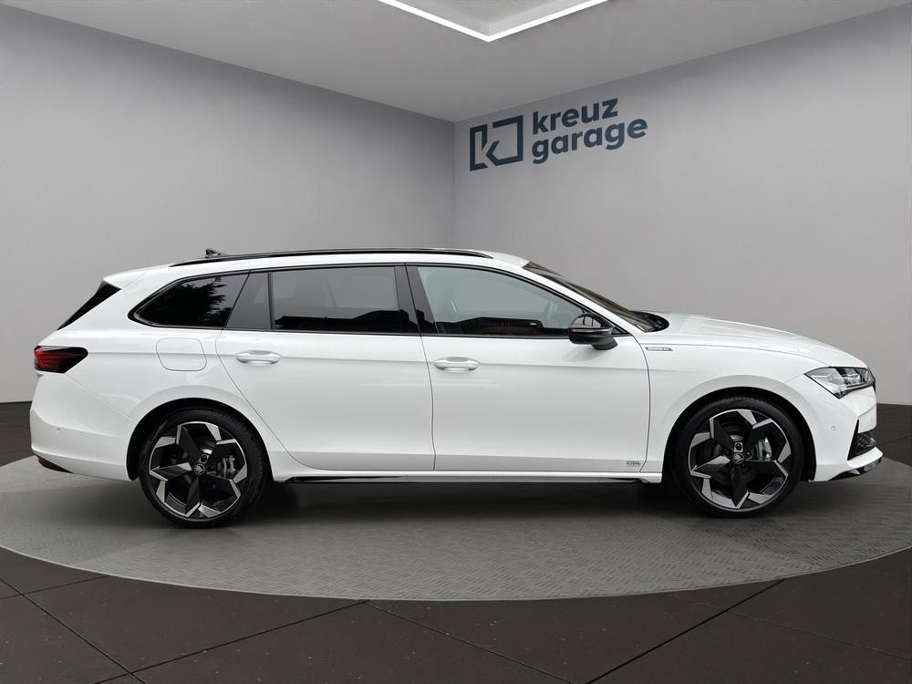 SKODA Superb Sportline, Benzin, Vorführwagen, Automatik - 2