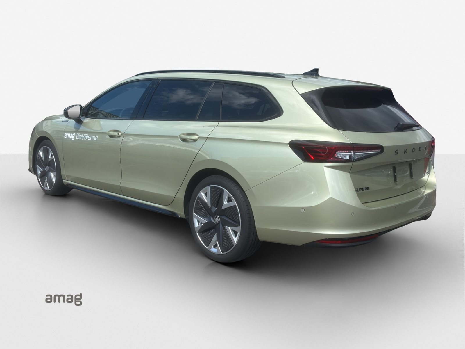 SKODA Superb Sportline, Benzina, Auto dimostrativa, Automatico - 3