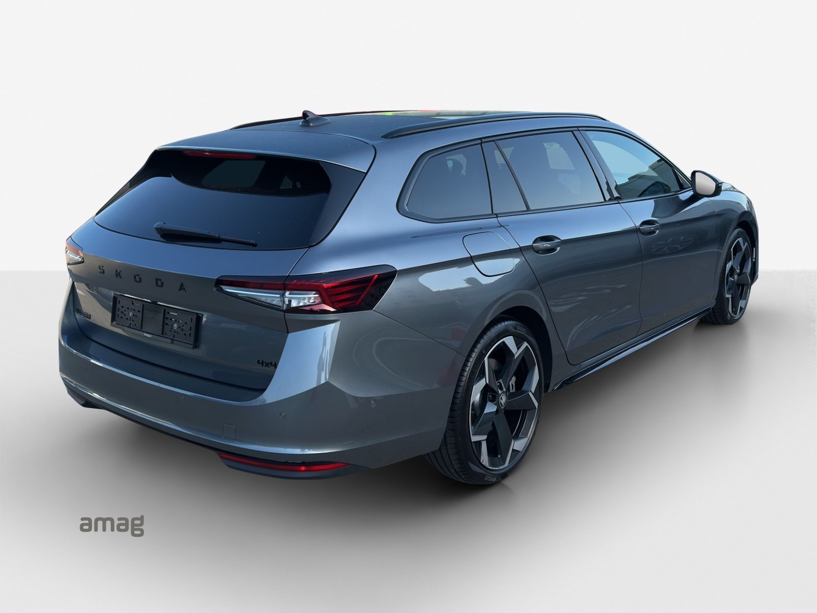 SKODA Superb Sportline, Essence, Voiture de démonstration, Automatique - 5