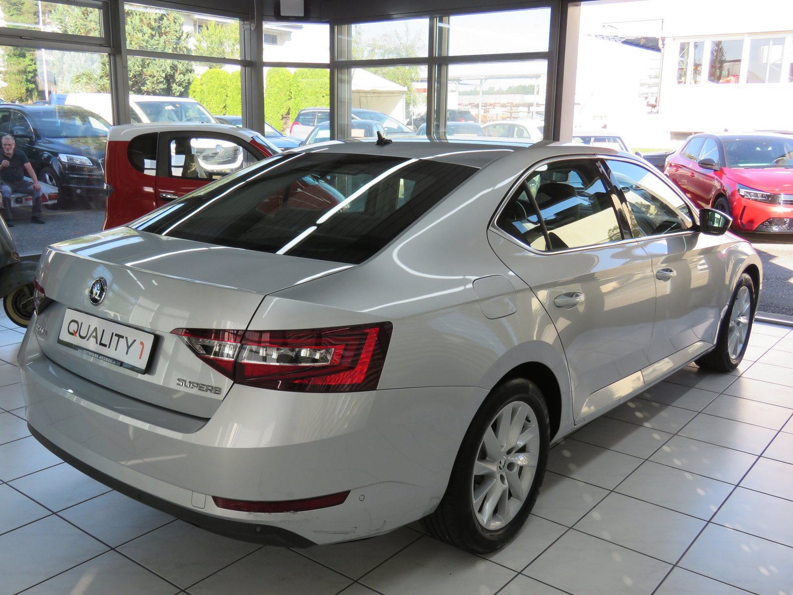 SKODA Superb 1.8 TSI Style DSG, Benzina, Occasioni / Usate, Automatico - 4