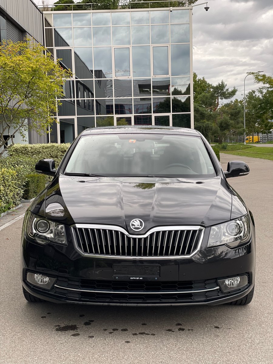 SKODA Superb 1.8 TSI Elegance 4x4, Essence, Occasion / Utilisé, Manuelle - 2