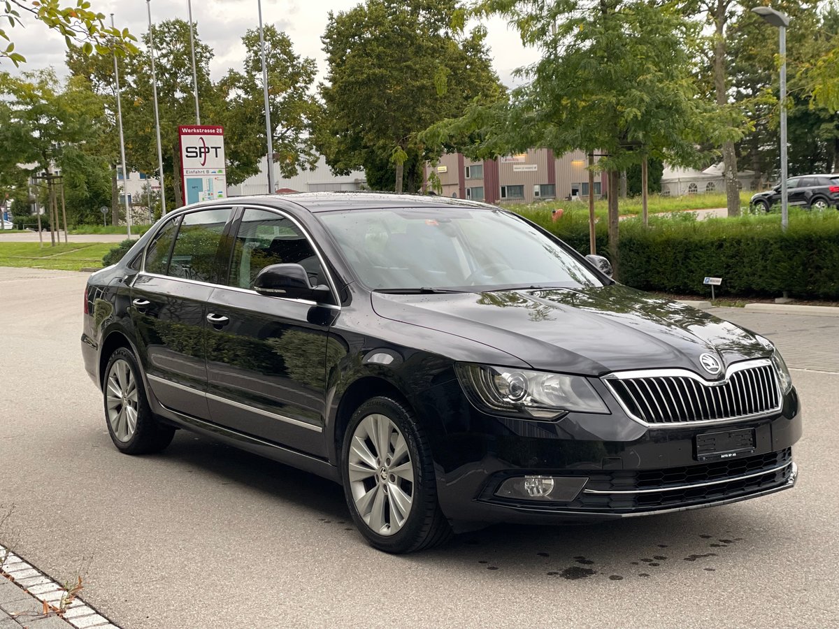 SKODA Superb 1.8 TSI Elegance 4x4, Essence, Occasion / Utilisé, Manuelle - 3