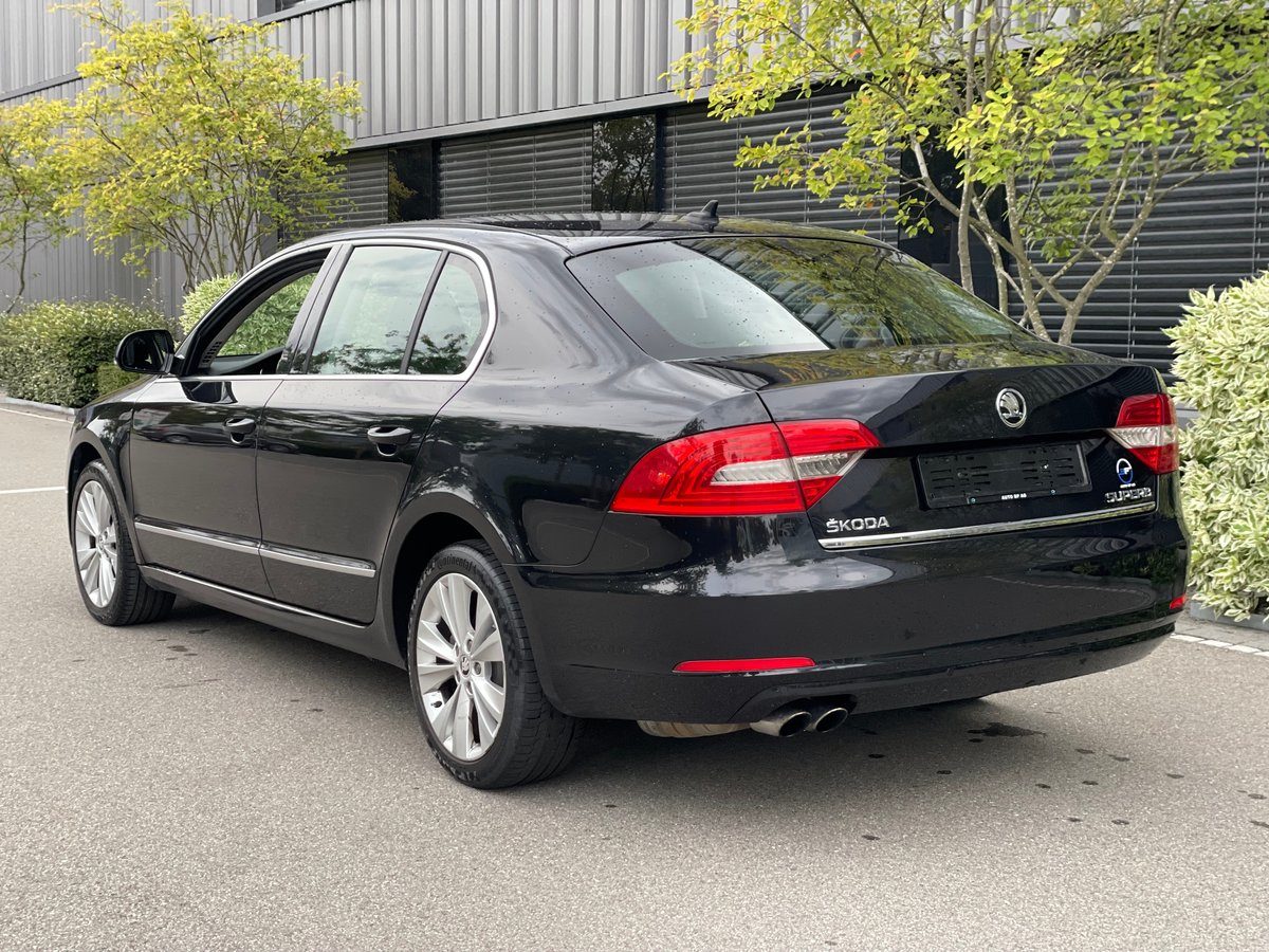 SKODA Superb 1.8 TSI Elegance 4x4, Essence, Occasion / Utilisé, Manuelle - 6