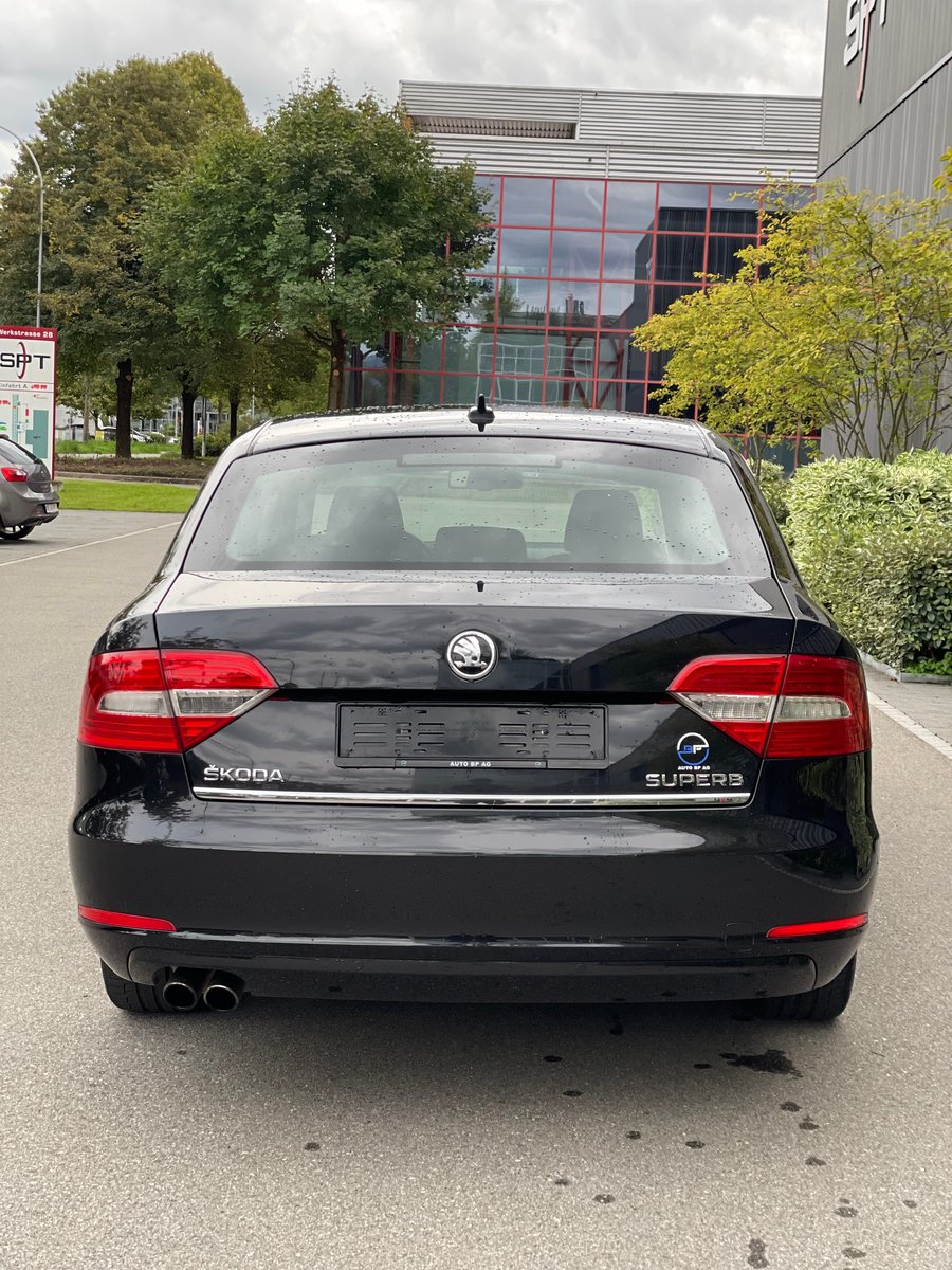SKODA Superb 1.8 TSI Elegance 4x4, Essence, Occasion / Utilisé, Manuelle - 7