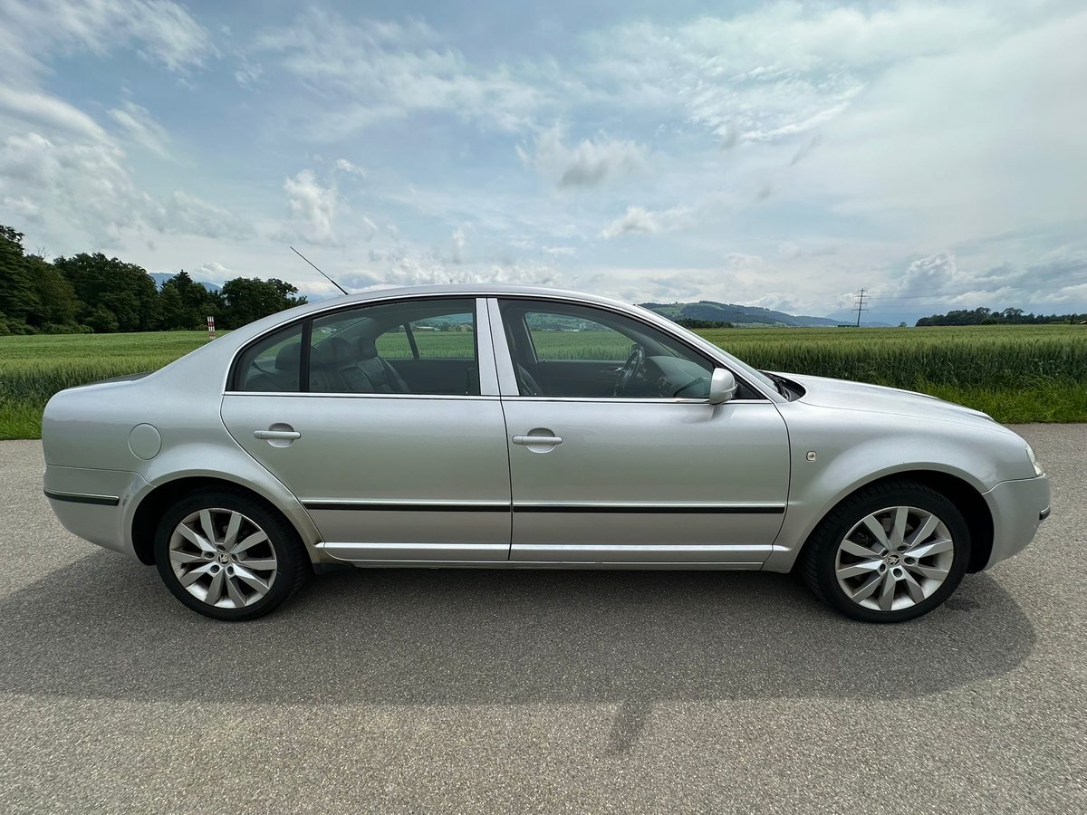 SKODA Superb 2.8 V6 Elegance, Benzin, Occasion / Gebraucht, Automat - 5