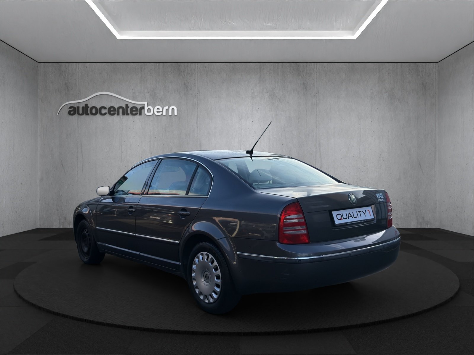 SKODA Superb 1.8 Turbo Classic, Essence, Occasion / Utilisé, Manuelle - 5