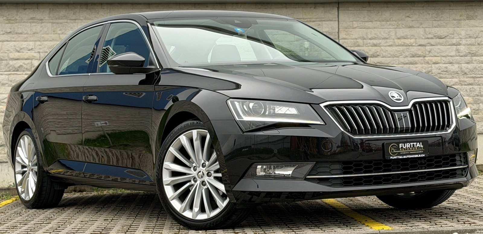 SKODA Superb 2.0 TDi Style DSG