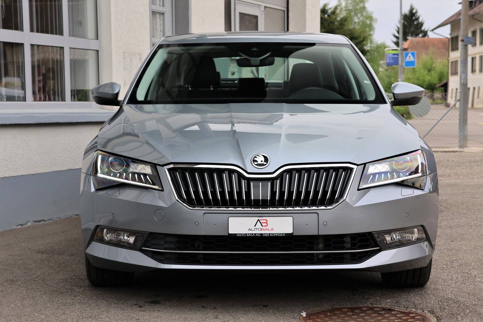 SKODA Superb 2.0 TSI Style 4x4 DSG, Essence, Occasion / Utilisé, Automatique - 2