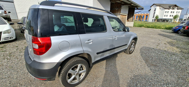 SKODA Yeti 2.0 TDI Ambition 4x4, Diesel, Occasioni / Usate, Automatico - 3
