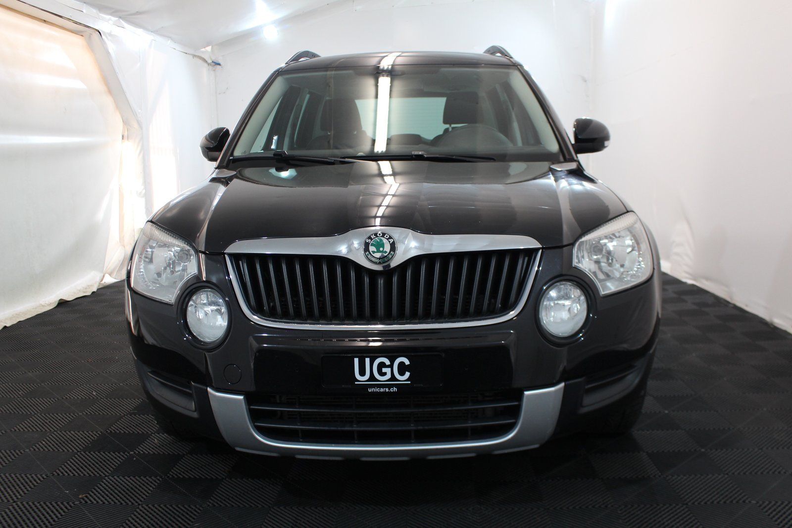 SKODA Yeti 1.8 TSI Active 4x4, Benzin, Occasion / Gebraucht, Handschaltung - 2