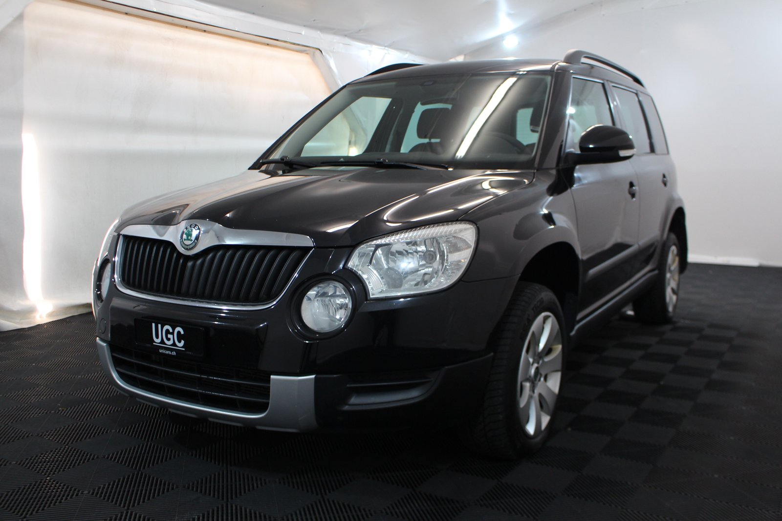 SKODA Yeti 1.8 TSI Active 4x4, Benzin, Occasion / Gebraucht, Handschaltung - 3