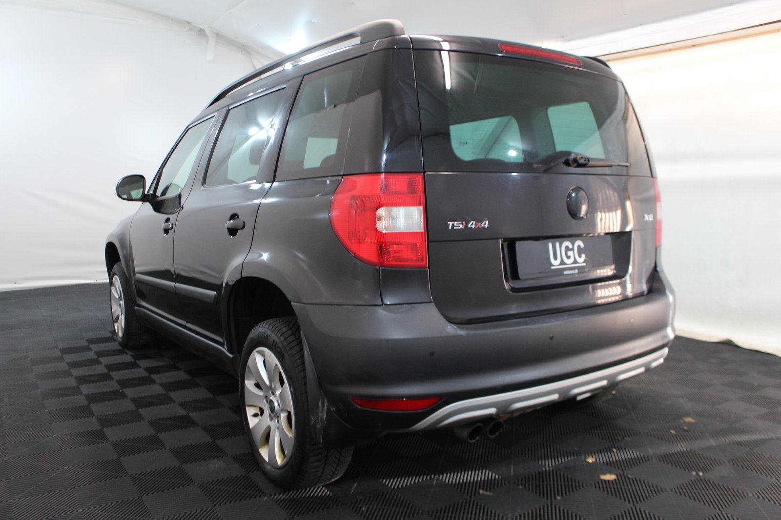 SKODA Yeti 1.8 TSI Active 4x4, Benzin, Occasion / Gebraucht, Handschaltung - 4