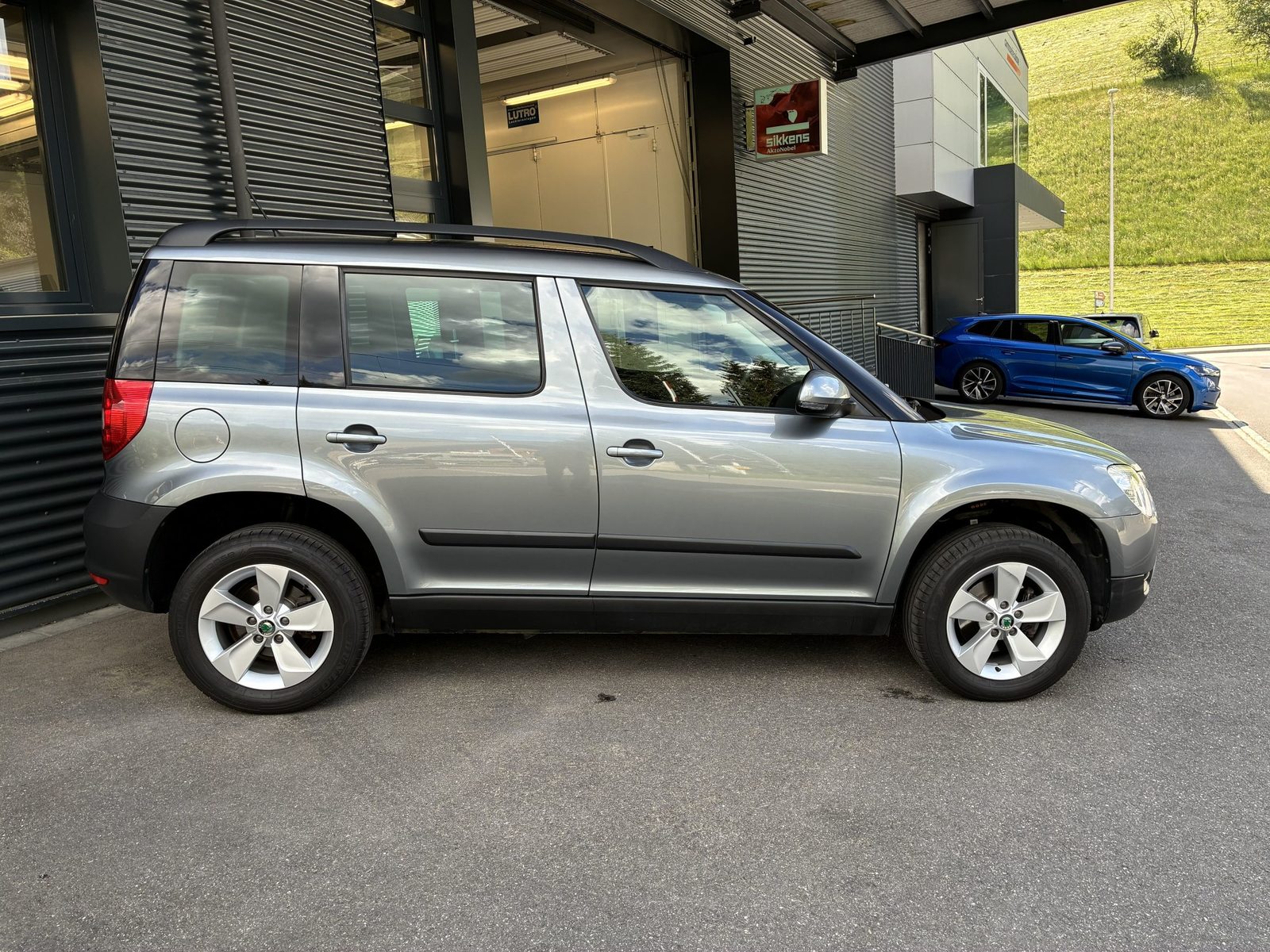 SKODA YETI ACTIVE 4x4 (Netto), Essence, Occasion / Utilisé, Manuelle - 5