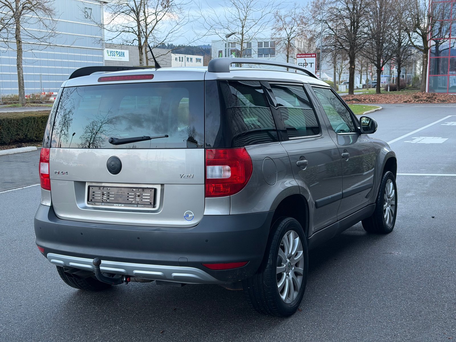 SKODA Yeti 2.0 TDI Experience 4x4, Diesel, Occasion / Utilisé, Manuelle - 3