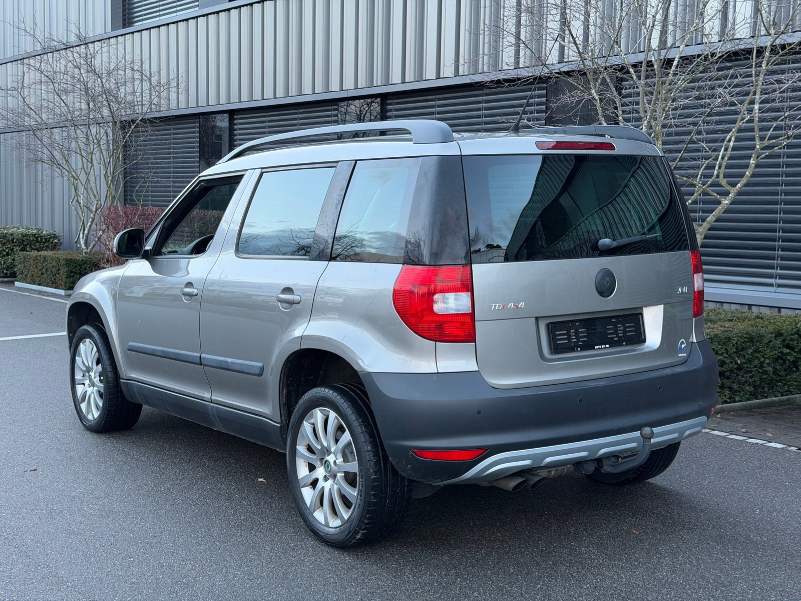 SKODA Yeti 2.0 TDI Experience 4x4, Diesel, Occasion / Utilisé, Manuelle - 6