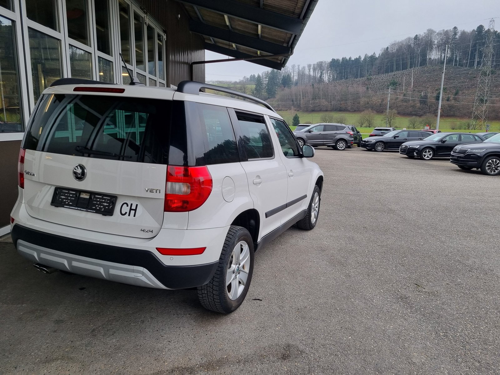 SKODA Yeti 2.0 TDI Ambition 4x4 DSG, Diesel, Second hand / Used, Automatic - 4