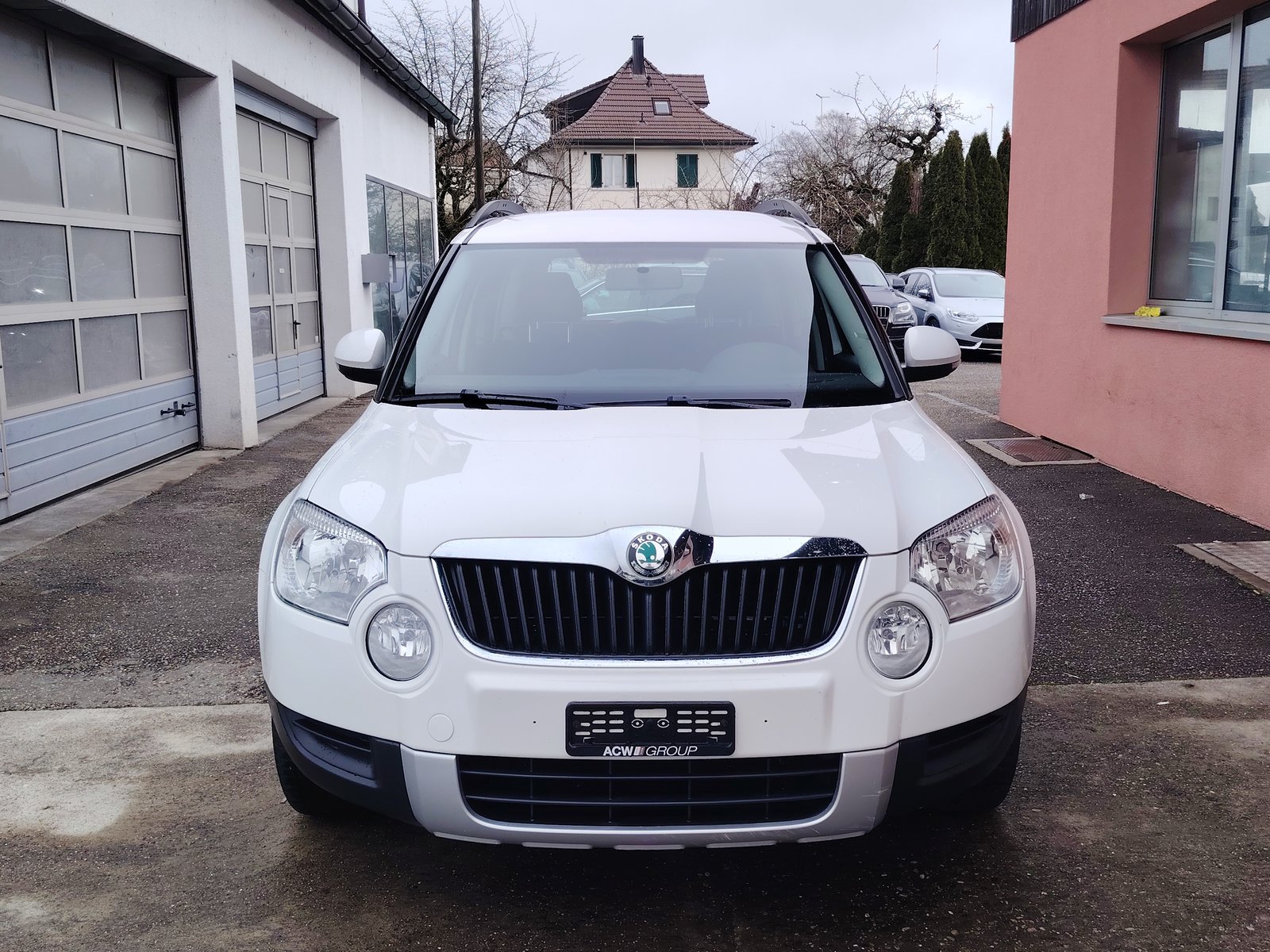 SKODA Yeti 2.0 TDI Ambition 4x4, Diesel, Occasion / Gebraucht, Handschaltung - 2