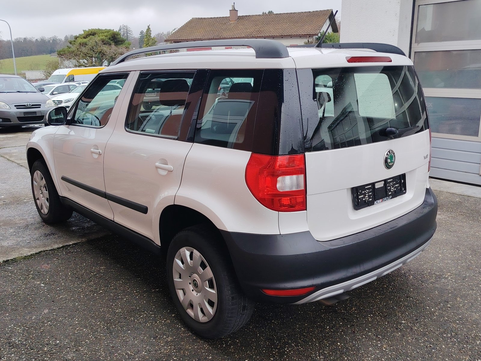 SKODA Yeti 2.0 TDI Ambition 4x4, Diesel, Occasion / Gebraucht, Handschaltung - 6