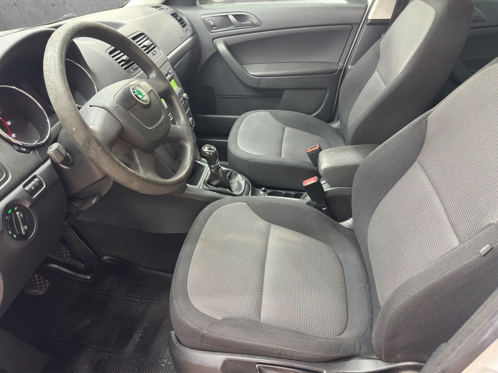 SKODA Yeti 1.8 TSI Active 4x4, Benzina, Occasioni / Usate, Manuale - 7