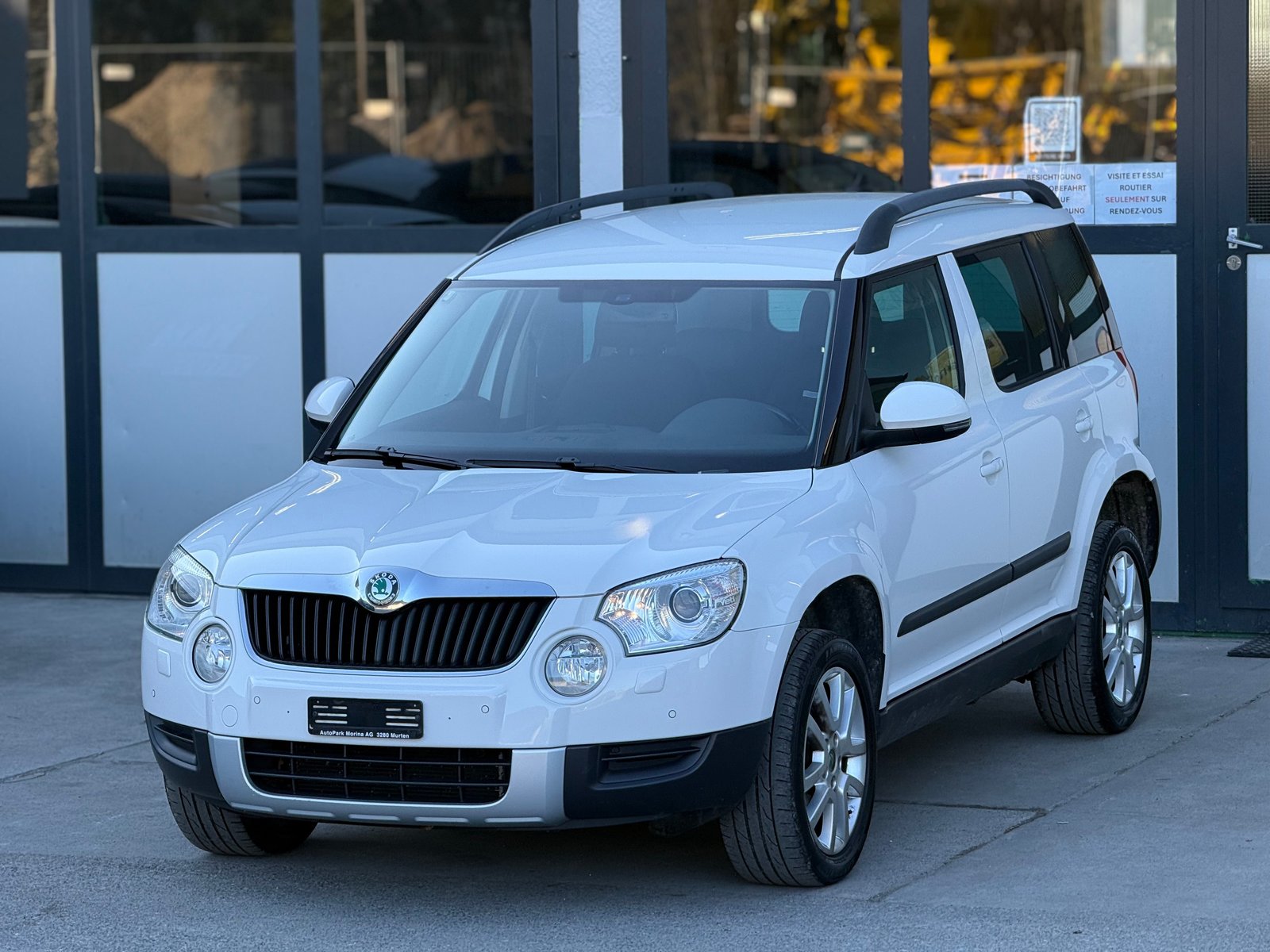 SKODA Yeti 1.8 TSI Elegance 4x4, Benzin, Occasion / Gebraucht, Handschaltung - 2