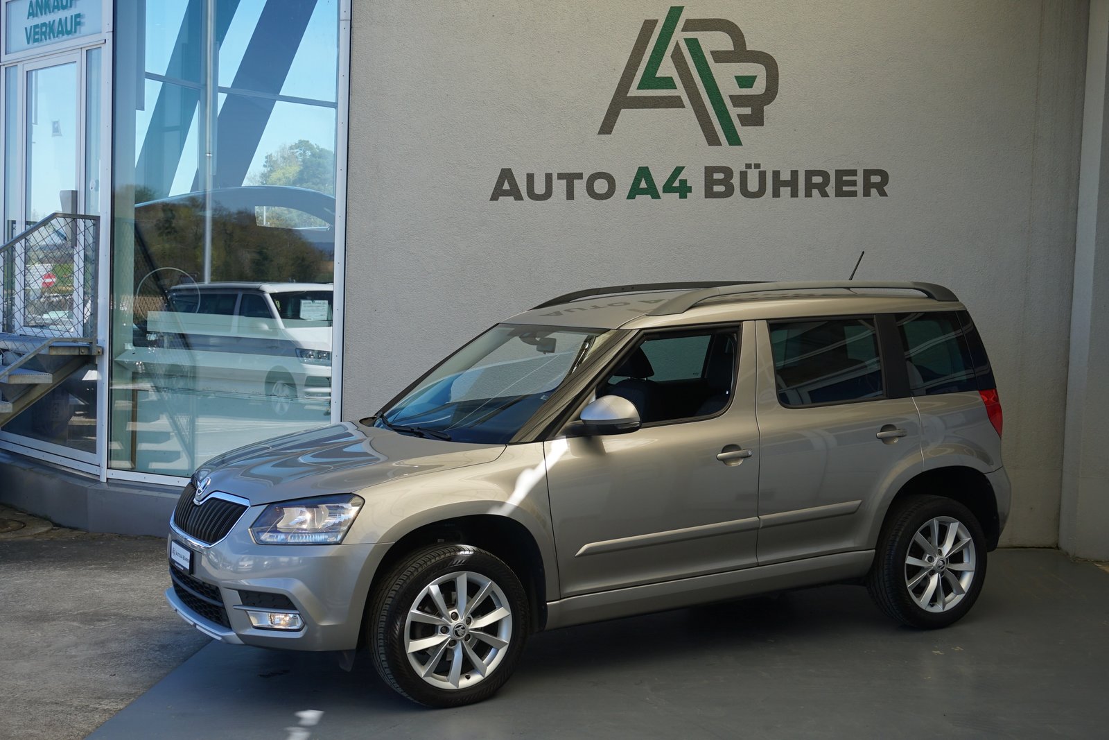 SKODA Yeti 1.2 TSI Active DSG-Automat 105PS, Benzin, Occasion / Gebraucht, Automatik - 4