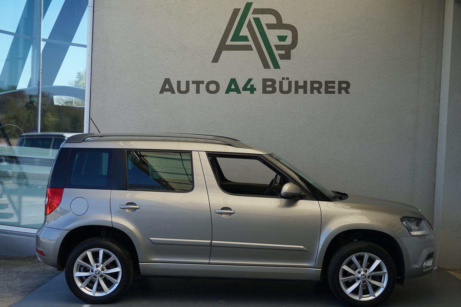 SKODA Yeti 1.2 TSI Active DSG-Automat 105PS, Benzin, Occasion / Gebraucht, Automatik - 5
