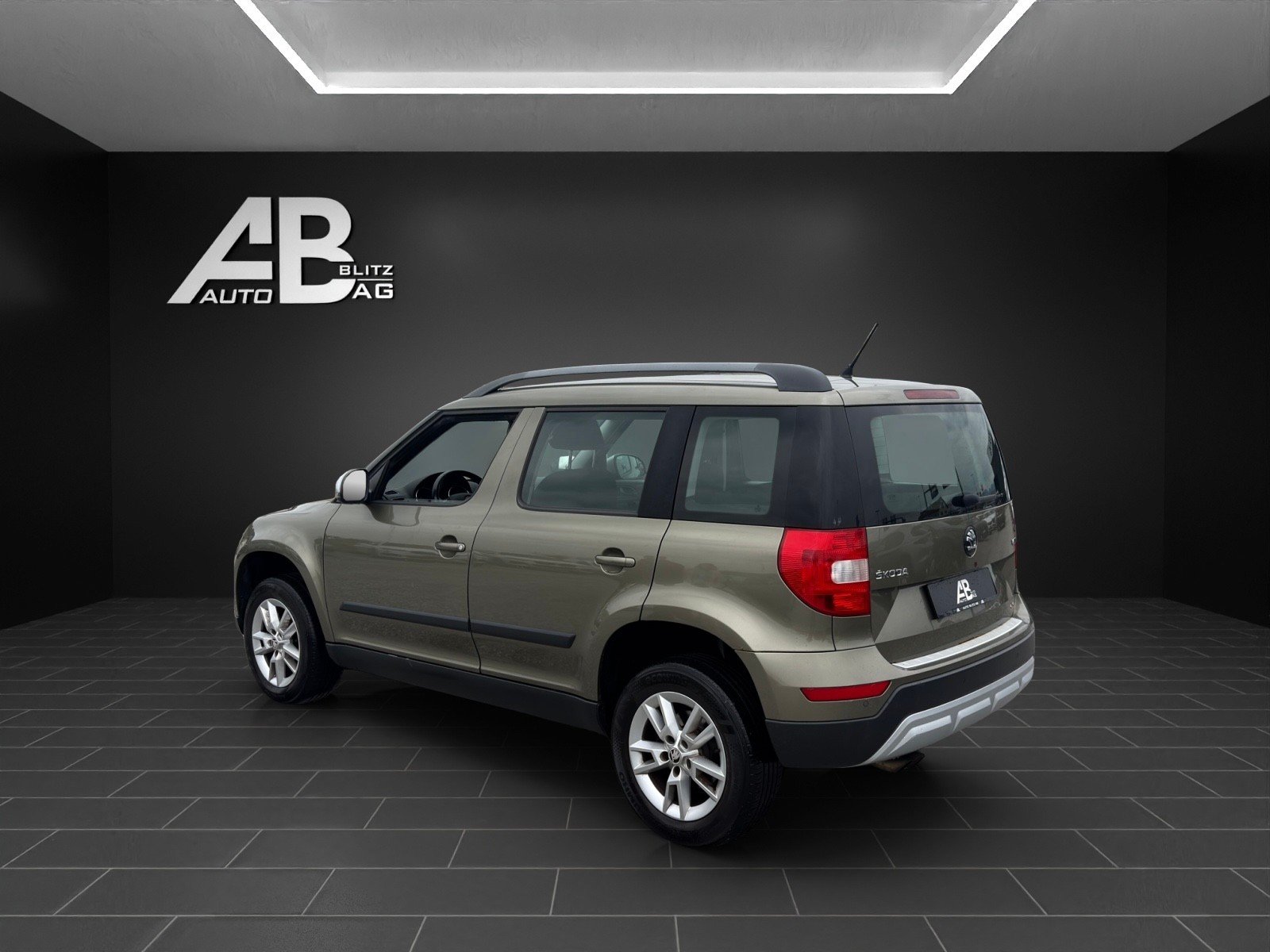 SKODA Yeti 2.0 TDI Active 4x4, Diesel, Occasion / Gebraucht, Handschaltung - 3