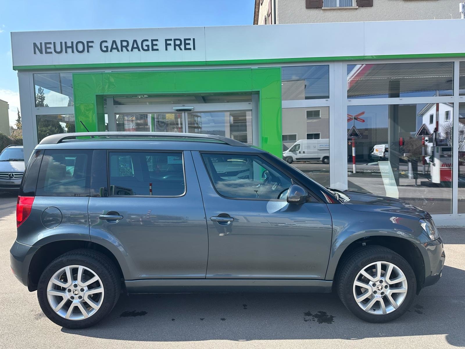 SKODA Yeti 1.2 TSI Ambition 4x2 DSG, Benzin, Occasion / Gebraucht, Automatik - 5