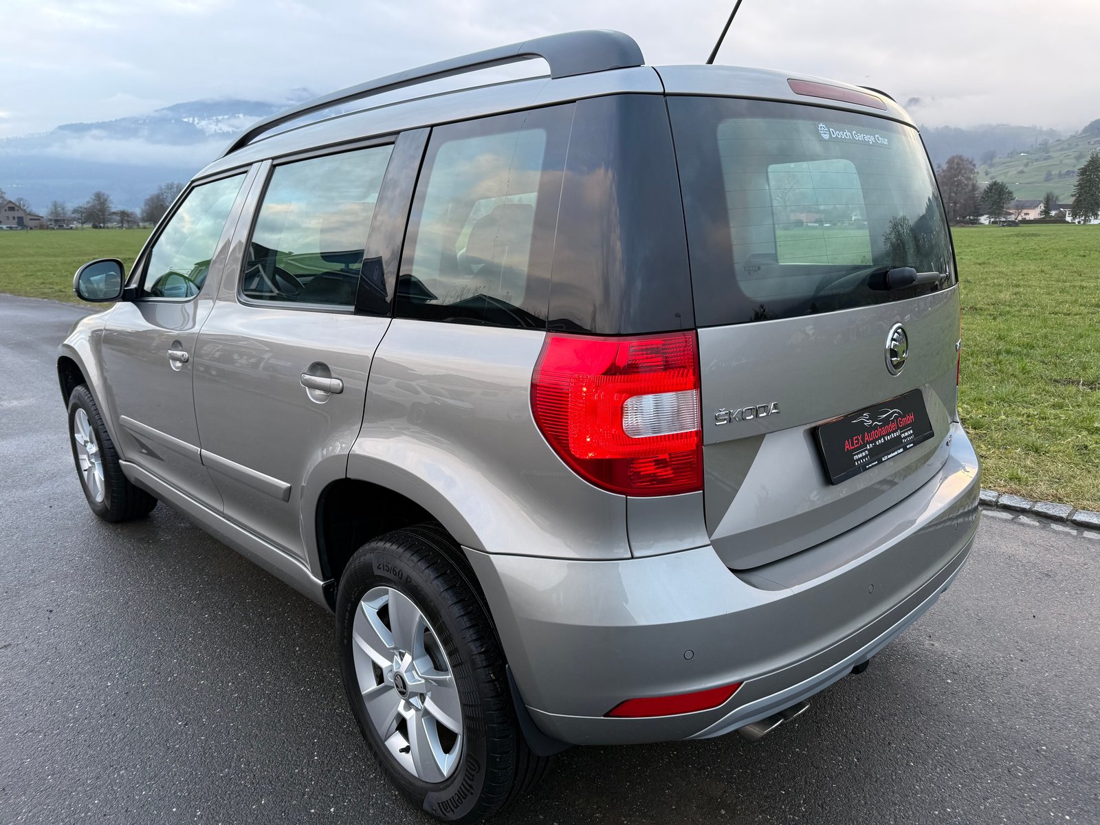 SKODA YETI 1.8 TSI LK 4x4 DSG, Petrol, Second hand / Used, Automatic - 4