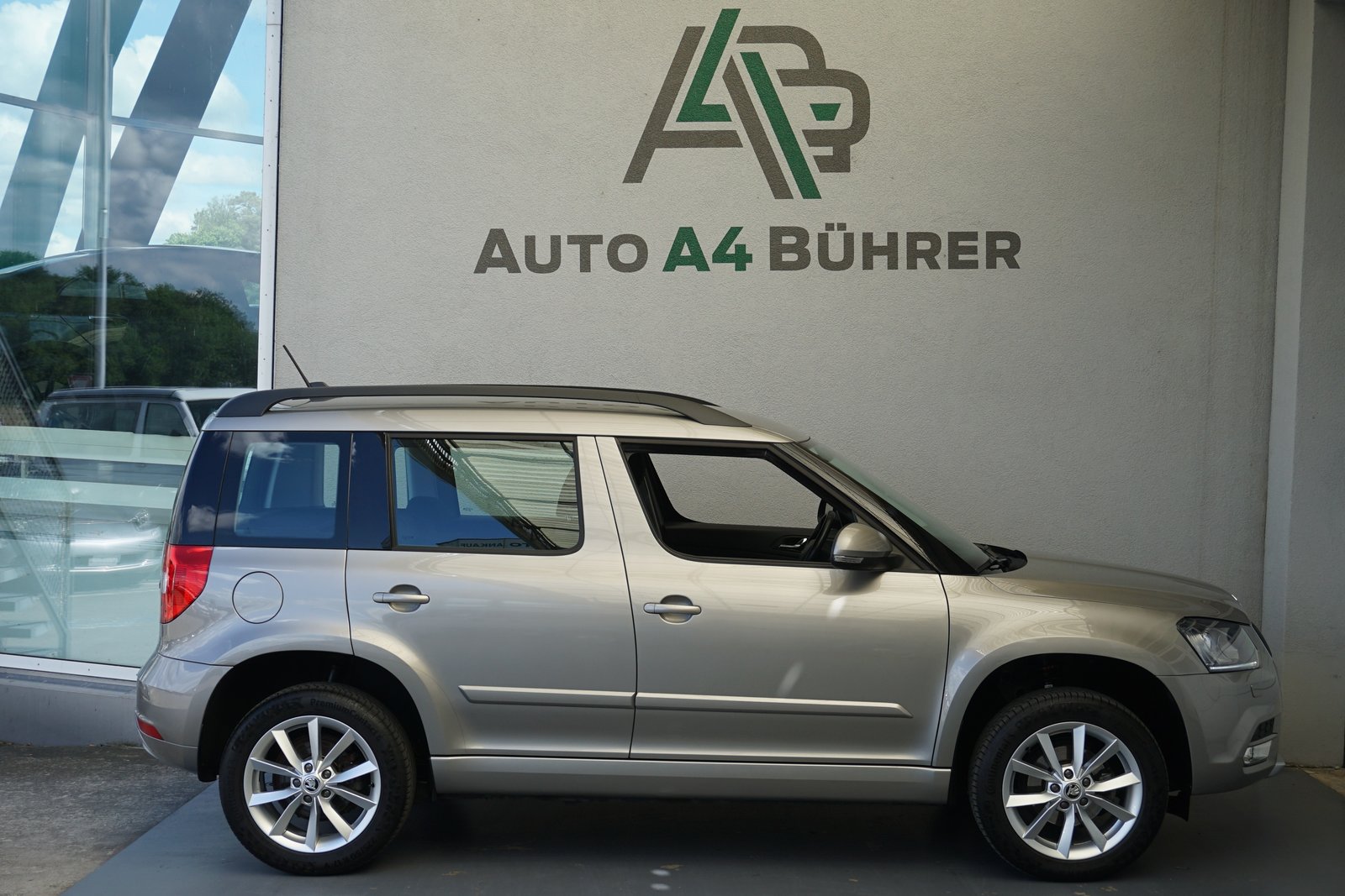 SKODA Yeti 1.4 TSI Elegance, Benzin, Occasion / Gebraucht, Automatik - 5